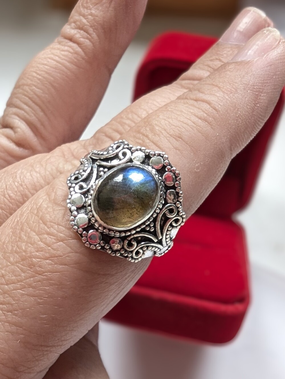 Vintage Handmade Sterling Silver Blue Flash Labradorite Statement Ring Size 9.75